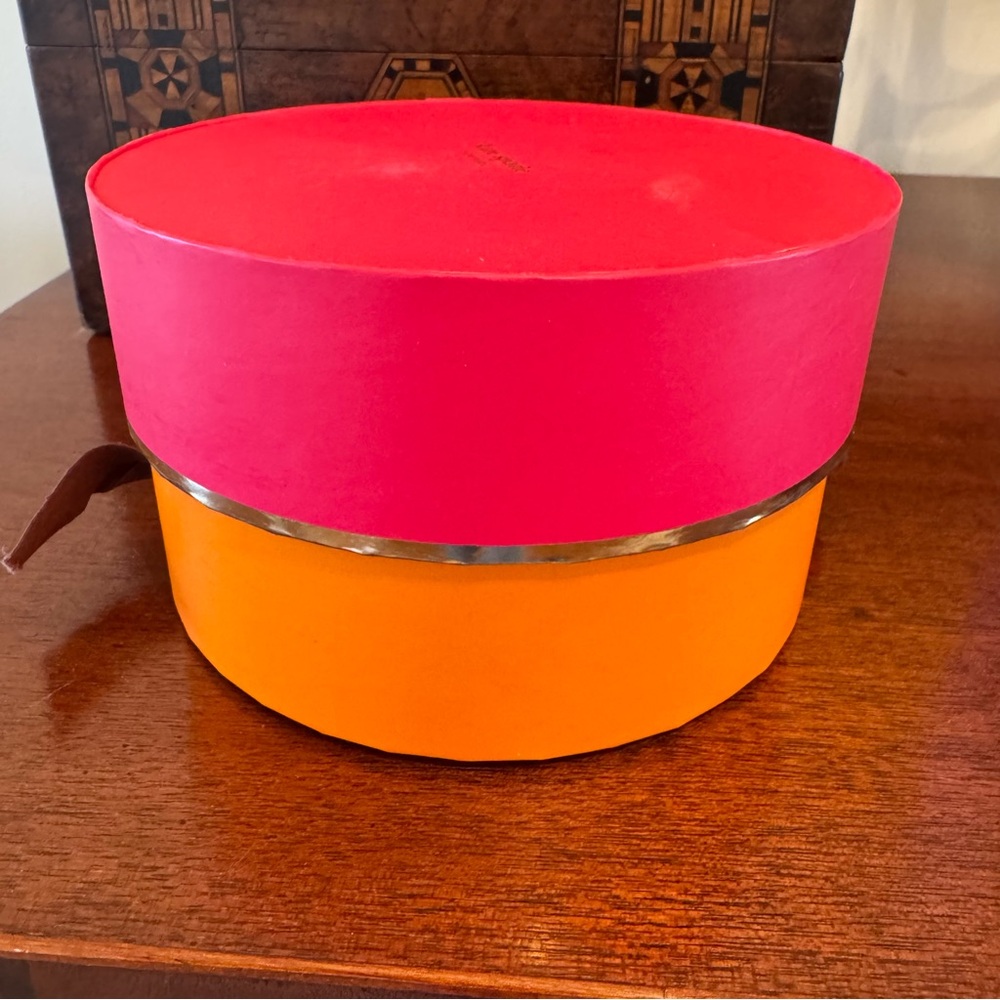 Kate Spade Round Jewelry Keepsake Box Pink Orange Ribbon